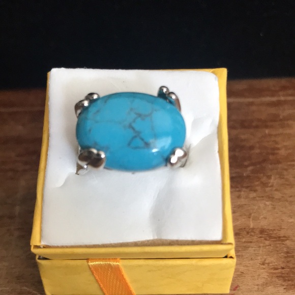 Silver tone and turquoise color ring - Picture 4 of 5